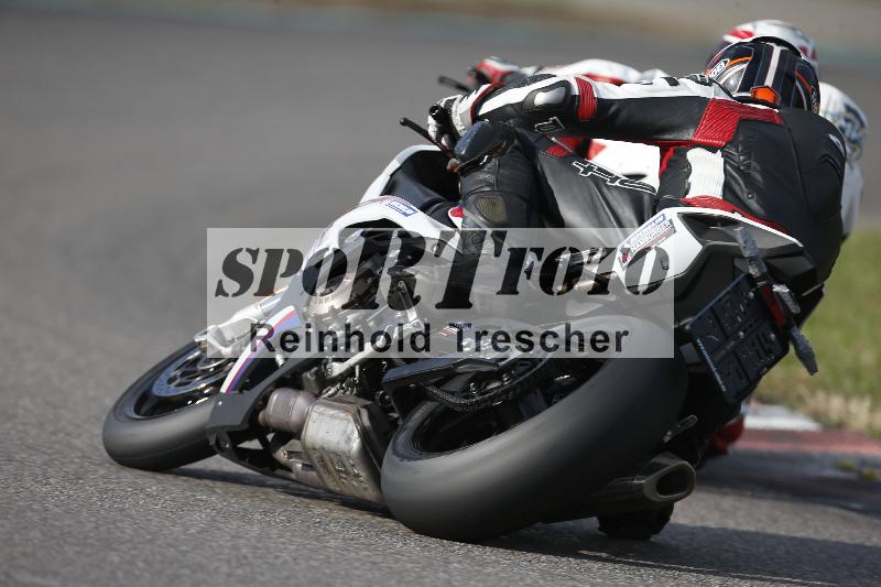 /Archiv-2023/76 03.10.2023 Speer Racing ADR/Gruppe gelb/backside